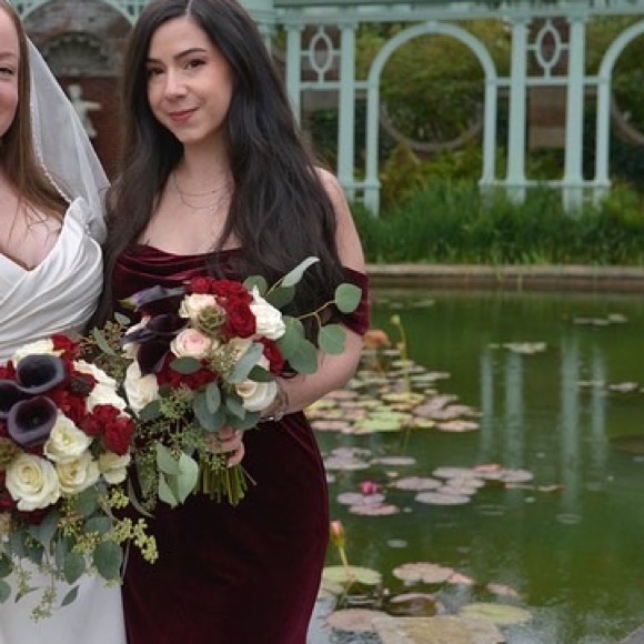 REVELRY LONDON - BURGUNDY VELVET
SIZE 4 (PETITE) Bridesmaid Dress - Picture 7 of 12